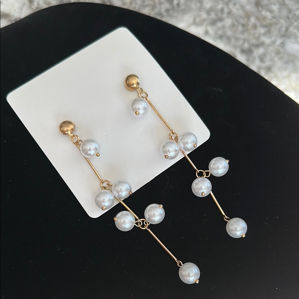 👑Elegant Gold and Pearl Drop Earrings